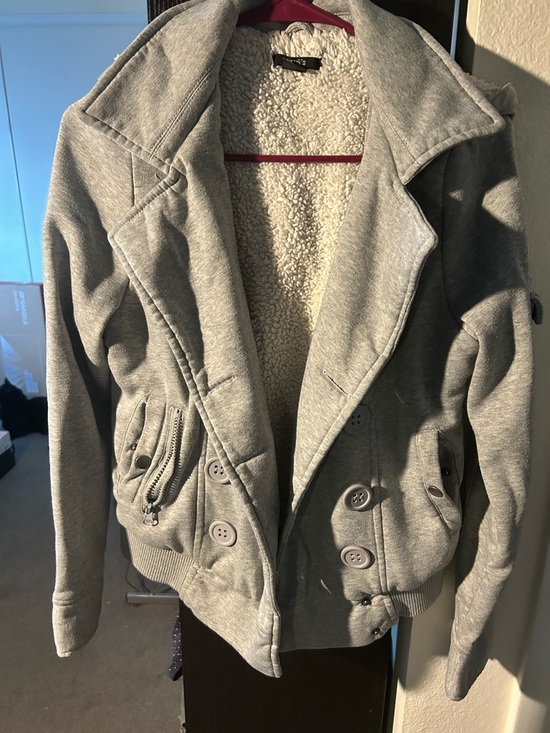 Toxik Jackets & Blazers - Women's Light Gray Teddy-Lined Jacket with Button Front NWOT